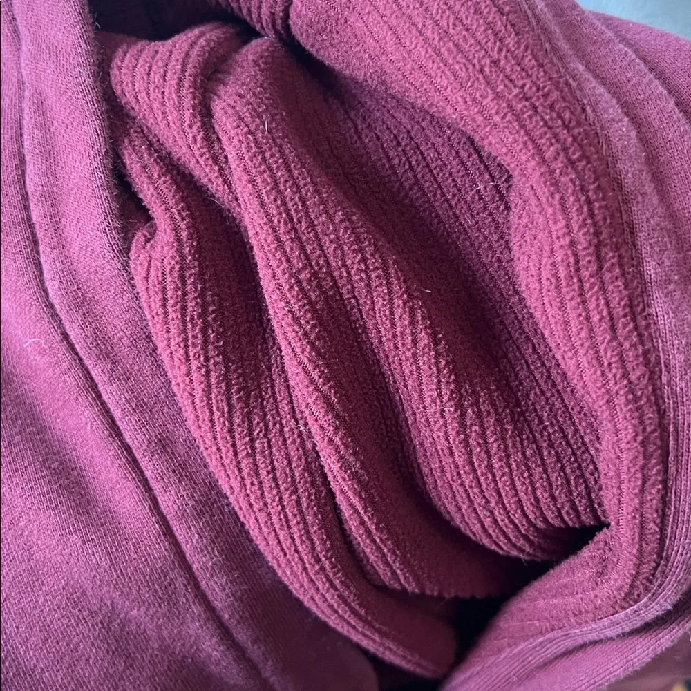 Converse Kids Maroon Red Hoodie Sweatshirt‎ Thick Cozy Warm Girls Size Large